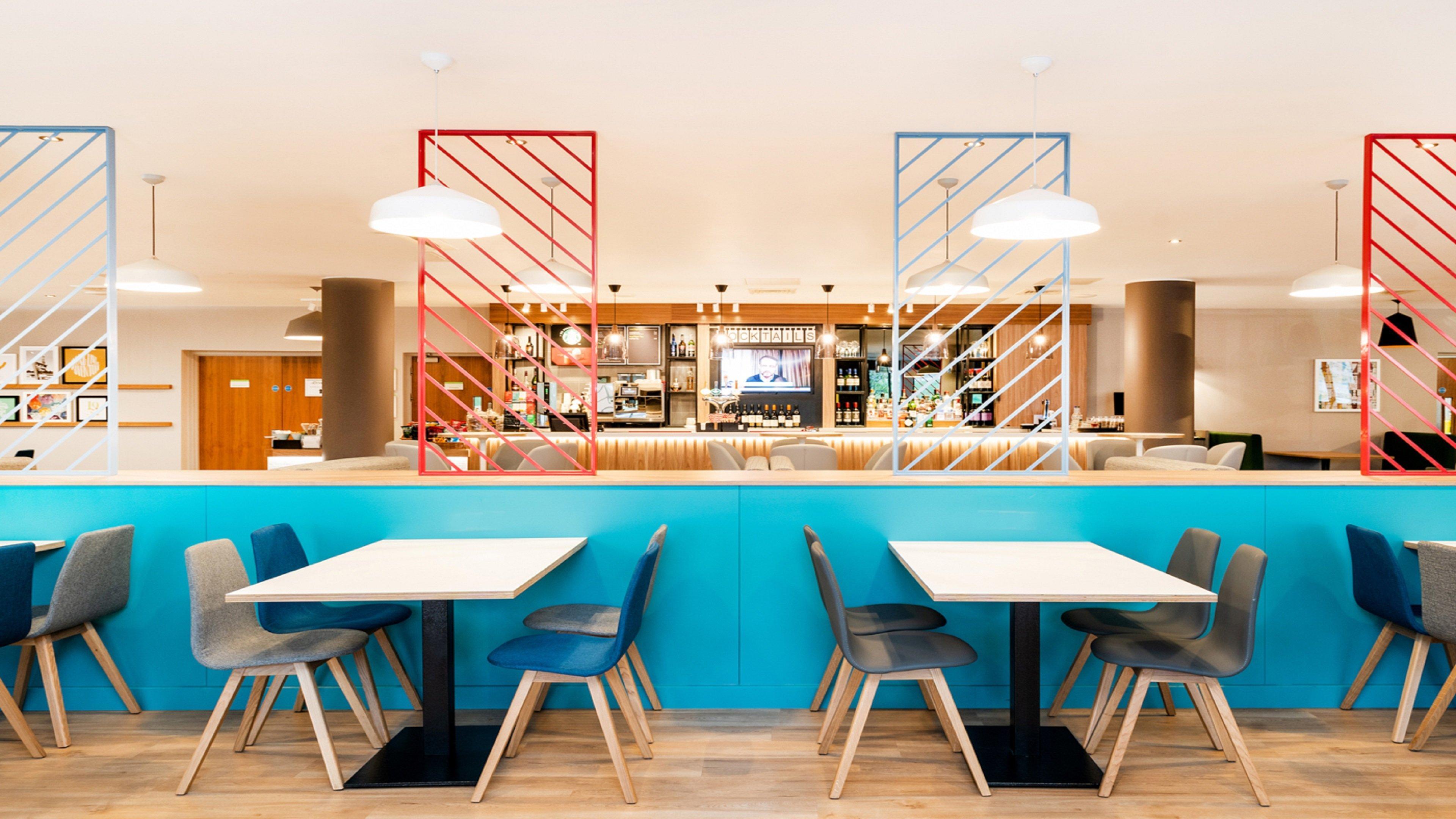 Holiday Inn London Luton Airport By Ihg Exteriör bild