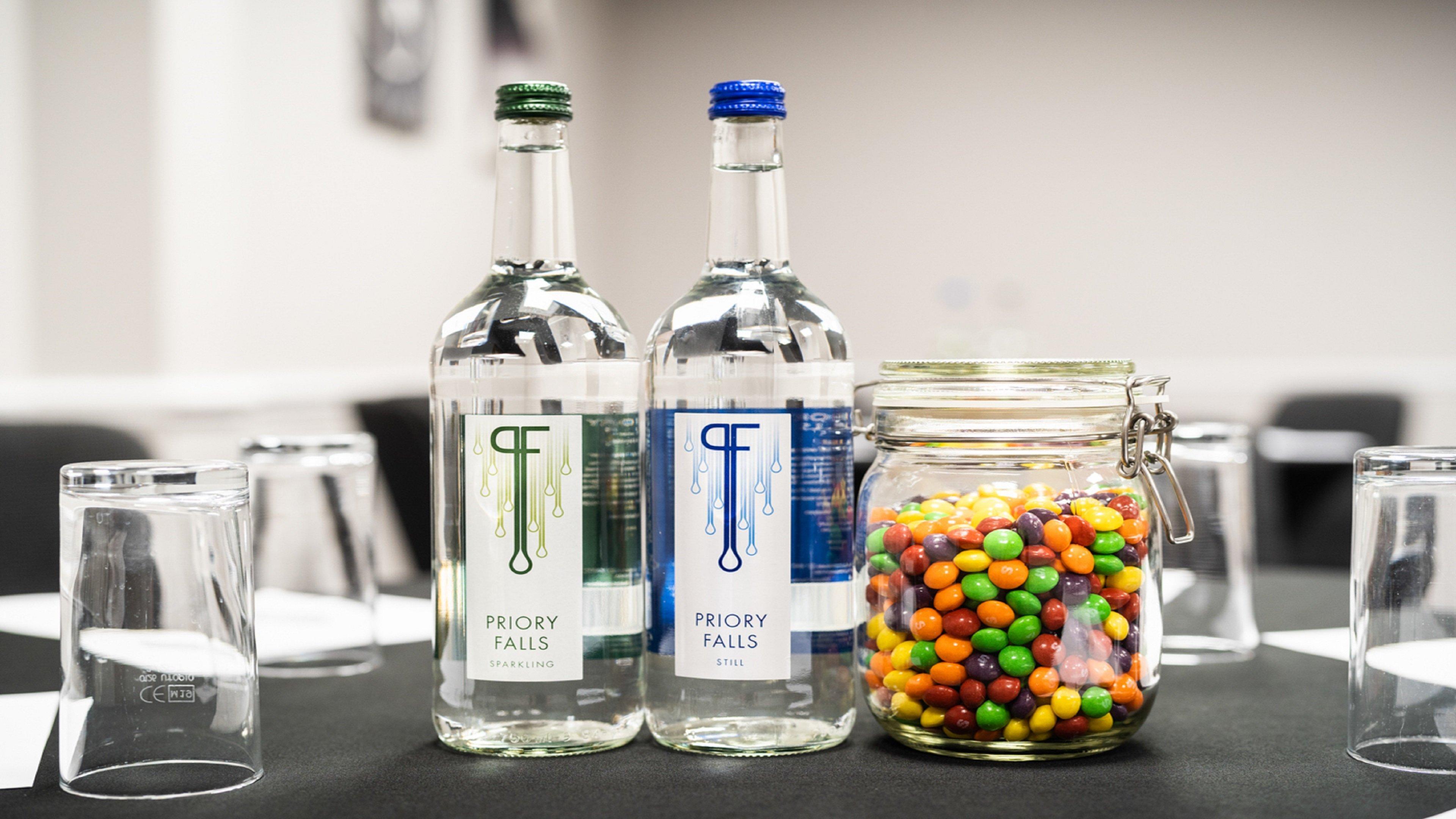 Holiday Inn London Luton Airport By Ihg Exteriör bild